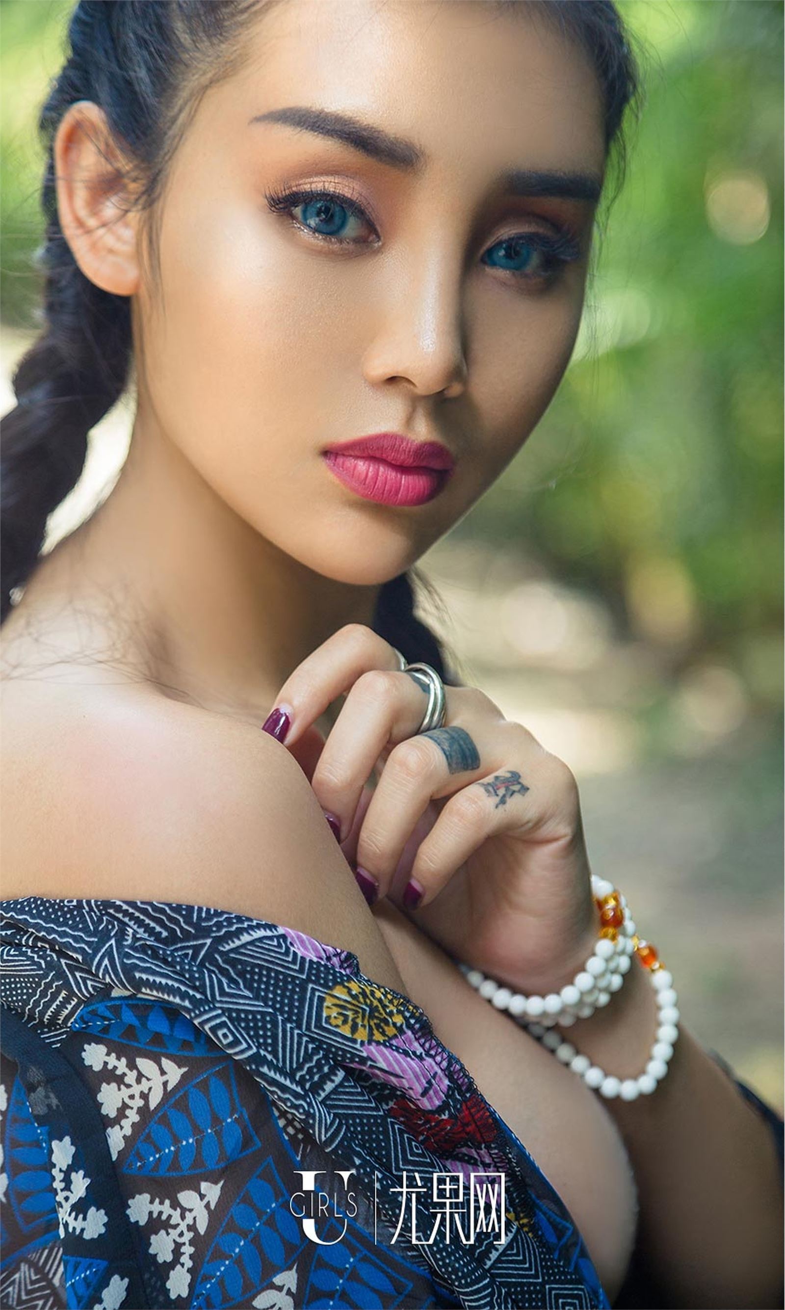 [爱尤物]2018APP NO.1121 尤菲儿一冷血美人